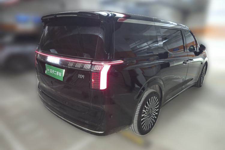 Used Zeekr 009 2024 7-Seater Aisle Version 140 kWh Rear Right 45 Deg