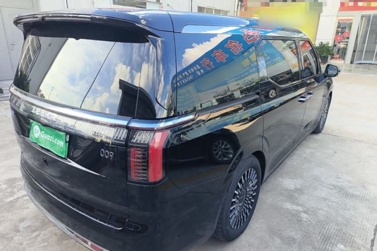Used Zeekr 009 2024 7-Seater Walk-Through Version Four-Wheel Drive 108 kWh Rear Right 45 Deg