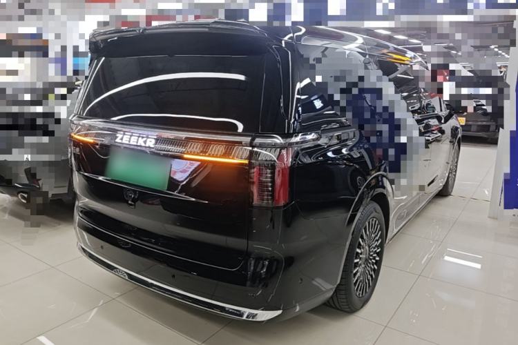 Used Zeekr 009 2024 7-Seater Walk-Through Version Four-Wheel Drive 108 kWh Rear Right 45 Deg