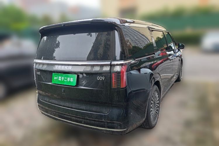 Used Zeekr 009 2024 7-Seater Aisle Version 108 kWh Rear Right 45 Deg