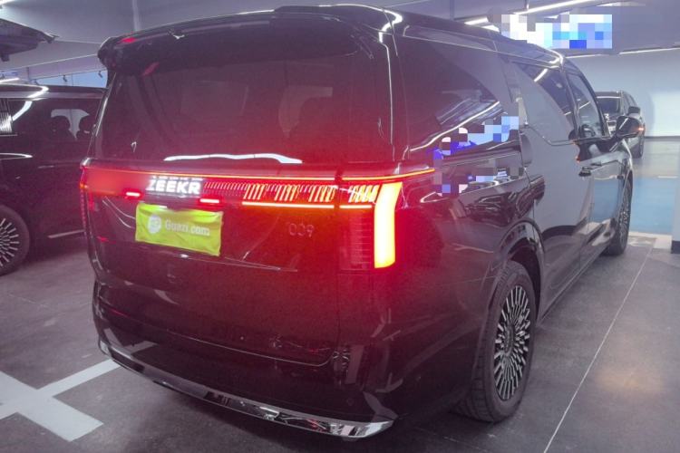 Used Zeekr 009 2024 7-Seater Walk-Through Version Four-Wheel Drive 108 kWh Rear Right 45 Deg