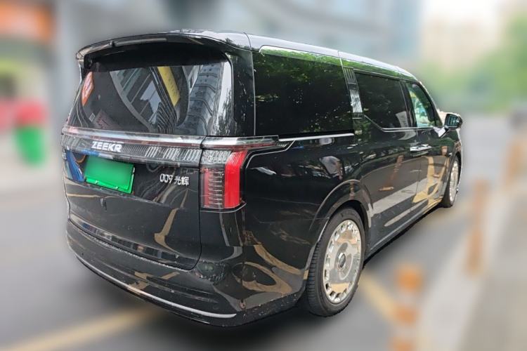 Used Zeekr 009 2024 GAC Trumpchi Rear Right 45 Deg