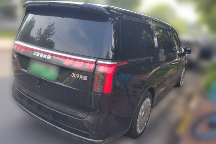 Used Zeekr 009 2024 GAC Trumpchi Rear Right 45 Deg