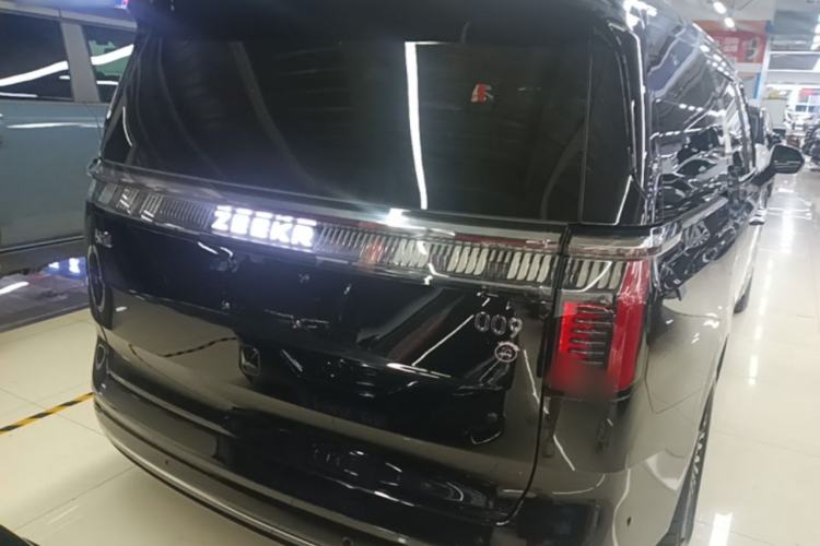 Used Zeekr 009 2024 7-Seater Walk-Through Version Four-Wheel Drive 108 kWh Rear Right 45 Deg