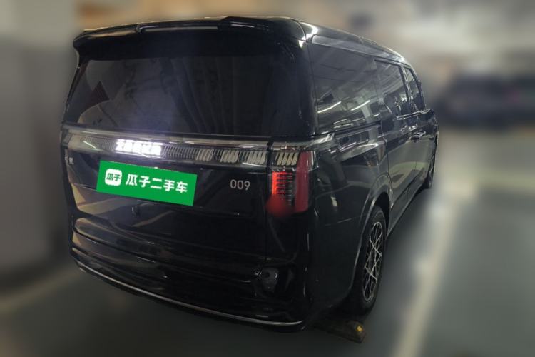 Used Zeekr 009 2024 Six-Seat Executive Version 4WD 108 kWh Rear Right 45 Deg