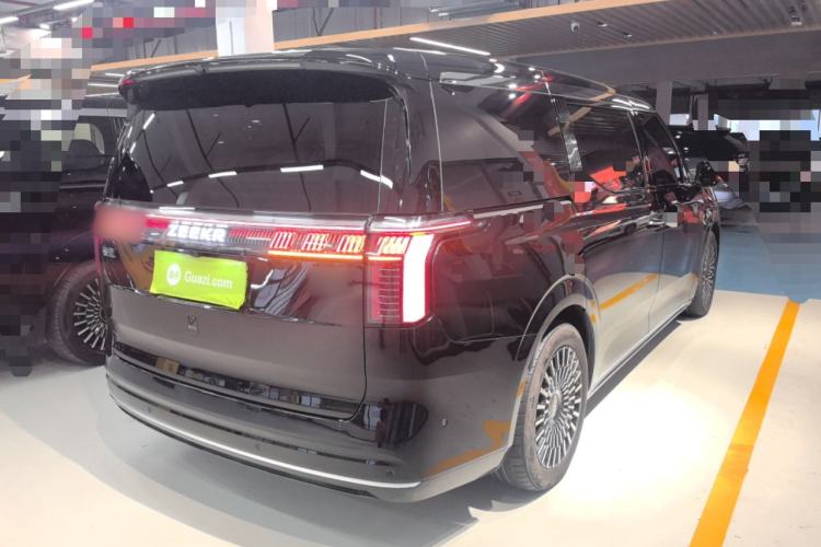 Used Zeekr 009 2024 7-Seater Walk-Through Version Four-Wheel Drive 108 kWh Rear Right 45 Deg