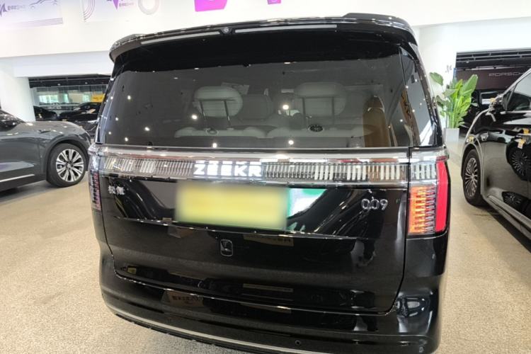 Used Zeekr 009 2024 Six-Seat Executive Version 4WD 108 kWh Rear
