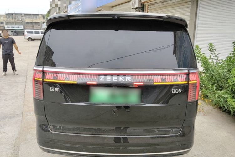Used Zeekr 009 2024 7-Seater Aisle Version 108 kWh Rear