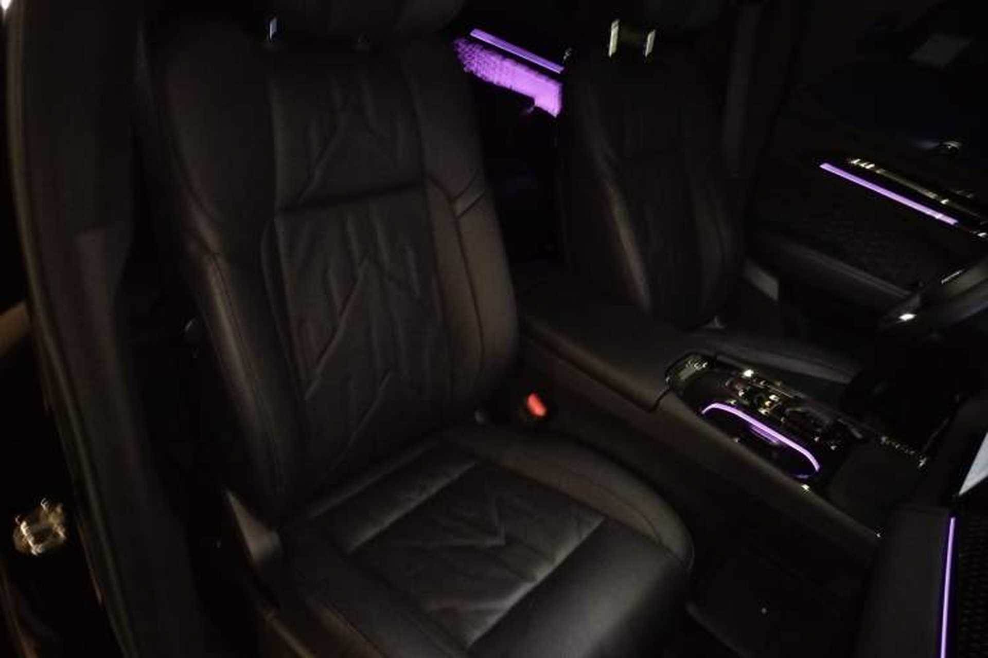 Used Zeekr 009 2024 7-Seater Aisle Version 108 kWh Right Front Seat