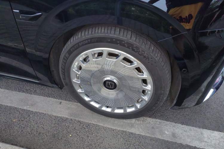 Used Zeekr 009 2024 GAC Trumpchi Right Front Wheel Hub