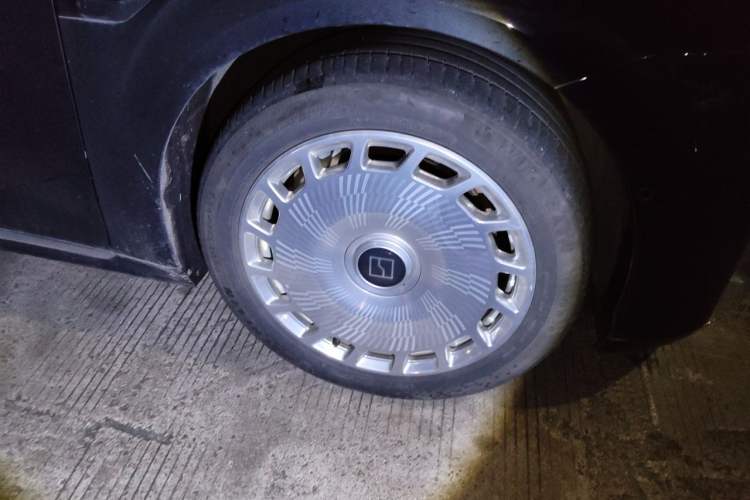 Used Zeekr 009 2024 GAC Trumpchi Right Front Wheel Hub