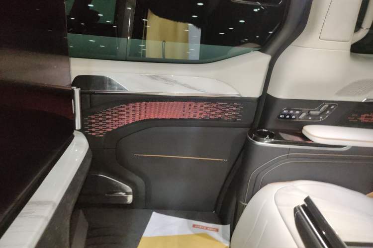 Used Zeekr 009 2024 GAC Trumpchi Right Rear Door Interior