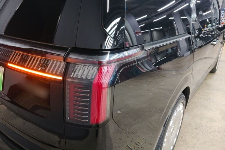 Used Zeekr 009 2024 GAC Trumpchi Right Rear Taillight