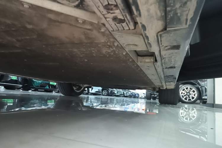 Used Zeekr 009 2024 GAC Trumpchi Right Side Sill
