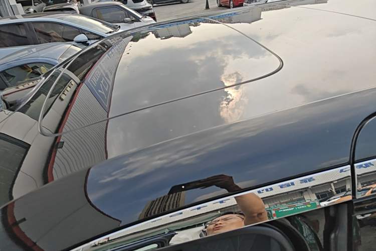 Used Zeekr 009 2024 7-Seater Aisle Version 108 kWh Roof
