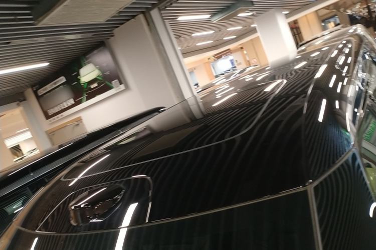 Used Zeekr 009 2024 7-Seater Aisle Version 108 kWh Roof