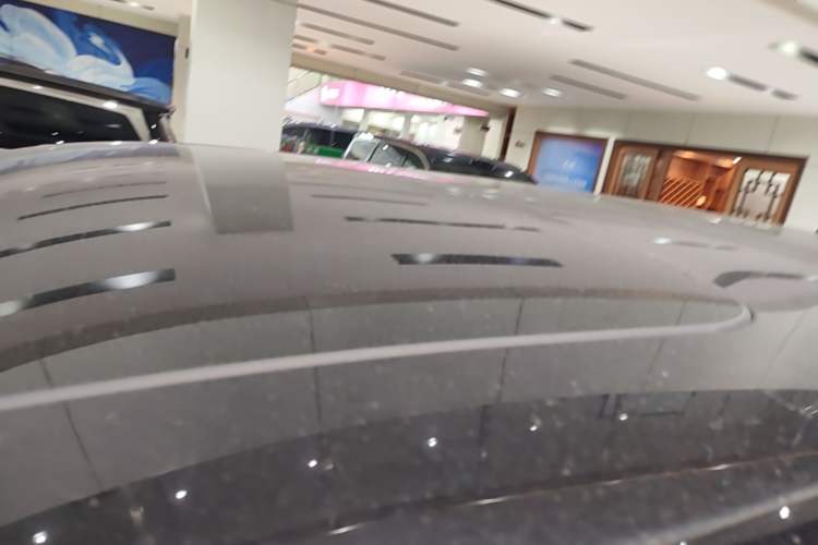 Used Zeekr 009 2024 7-Seater Walk-Through Version Four-Wheel Drive 108 kWh Roof