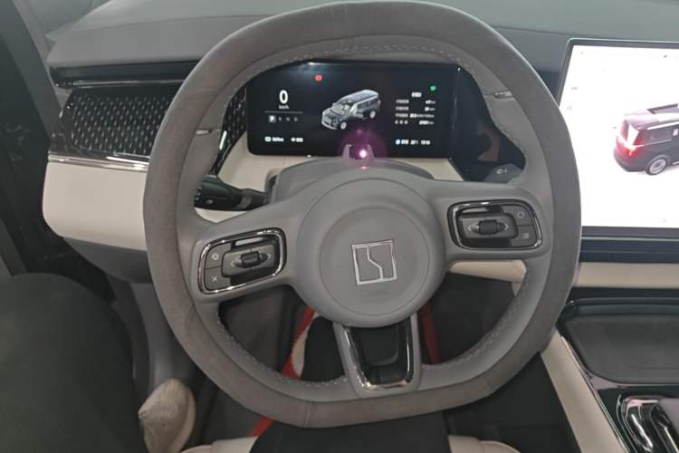 Used Zeekr 009 2024 Six-Seat Executive Version 4WD 108 kWh Steering Wheel