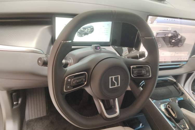 Used Zeekr 009 2024 GAC Trumpchi Steering Wheel