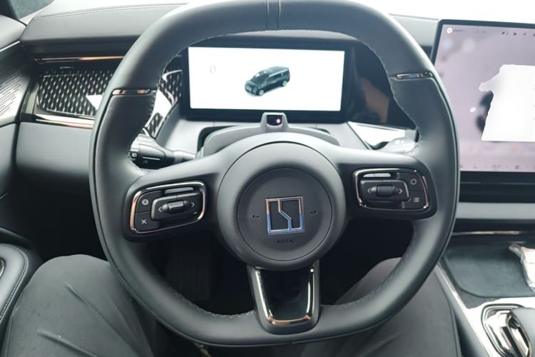 Used Zeekr 009 2024 7-Seater Walk-Through Version Four-Wheel Drive 108 kWh Steering Wheel