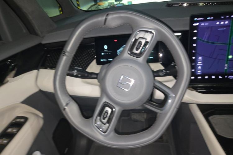 Used Zeekr 009 2024 7-Seater Aisle Version 140 kWh Steering Wheel