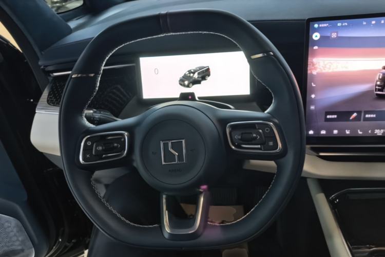 Used Zeekr 009 2024 Six-Seat Executive Version 4WD 108 kWh Steering Wheel
