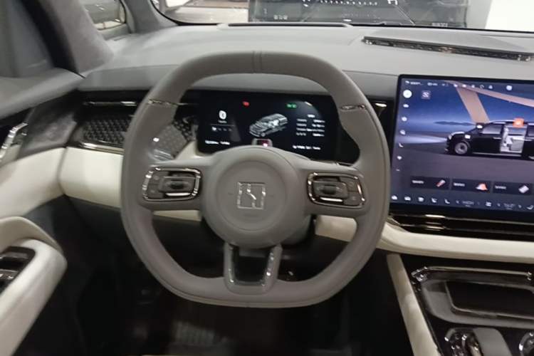 Used Zeekr 009 2024 Six-Seat Executive Version 4WD 108 kWh Steering Wheel