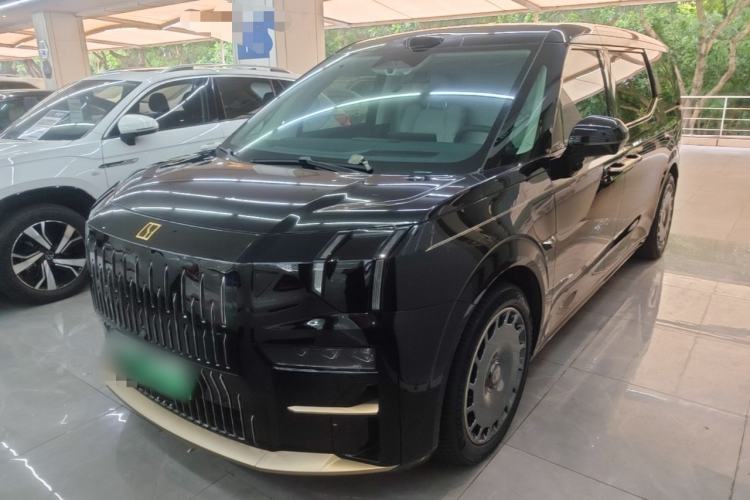 Zeekr 009 2024 GAC Trumpchi Heritage Edition
