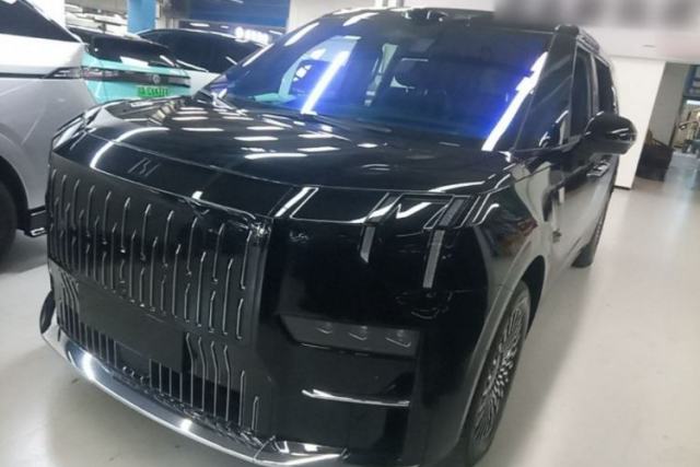 Used Zeekr 009 2024 7-Seater Aisle Version 108 kWh