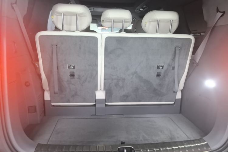 Used Zeekr 009 2024 7-Seater Walk-Through Version Four-Wheel Drive 108 kWh Trunk