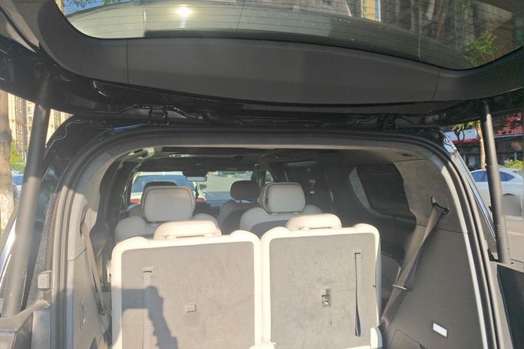 Used Zeekr 009 2024 Six-Seat Executive Version 4WD 108 kWh Trunk