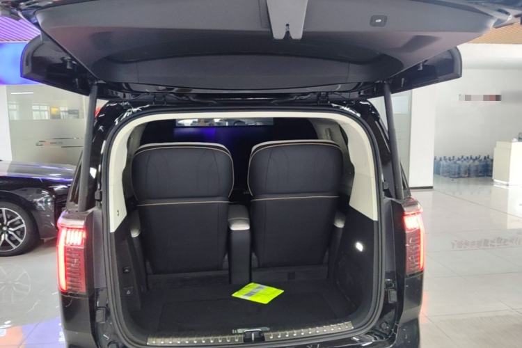 Used Zeekr 009 2024 GAC Trumpchi Trunk