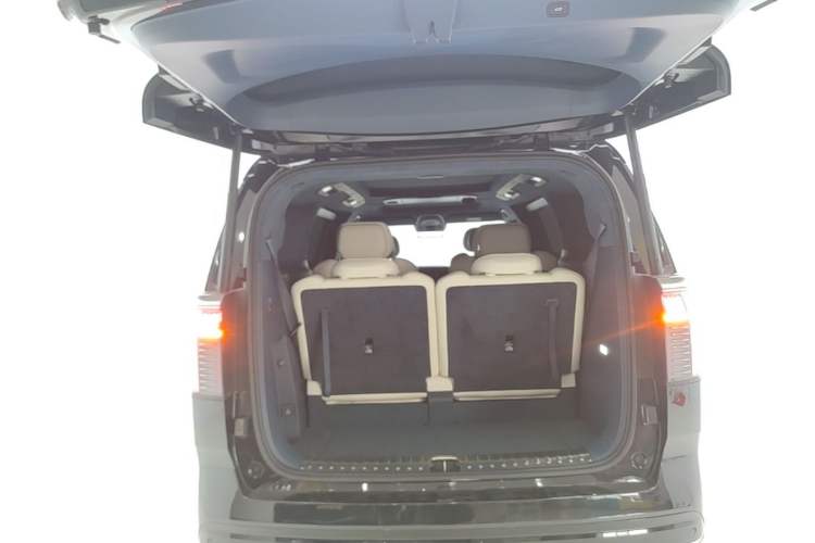 Used Zeekr 009 2024 Six-Seat Executive Version 4WD 108 kWh Trunk
