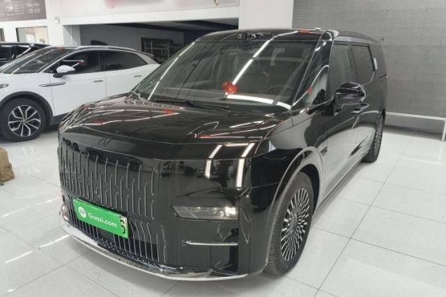 Used Zeekr 009 2024 7-Seater Walk-Through Version Four-Wheel Drive 108 kWh