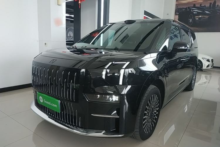 Zeekr 009 2024 Six-Seat Executive Version 4WD 108 kWh