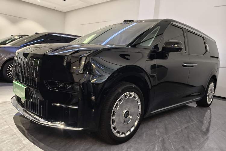 Zeekr 009 2024 GAC Trumpchi