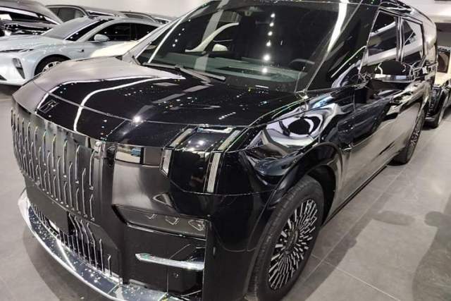 Used Zeekr 009 2024 Six-Seat Executive Version 4WD 108 kWh