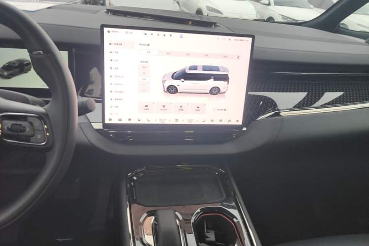 Used Zeekr 009 2024 7-Seater Walk-Through Version Four-Wheel Drive 108 kWh Audio And AC Panel