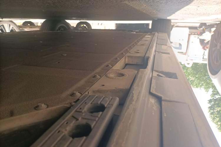 Used Zeekr 009 2024 7-Seater Aisle Version 108 kWh Chassis Front Left