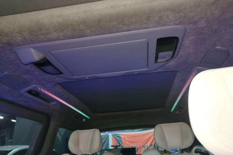 Used Zeekr 009 2024 Six-Seat Executive Version 4WD 108 kWh Headliner