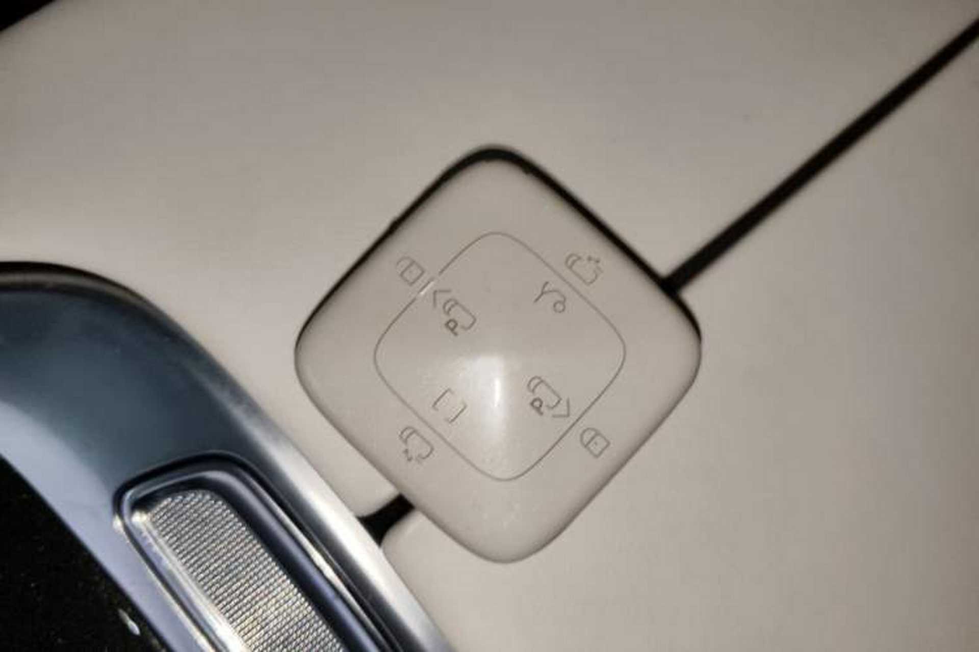 Used Zeekr 009 2024 Six-Seat Executive Version 4WD 108 kWh Vehicle Key