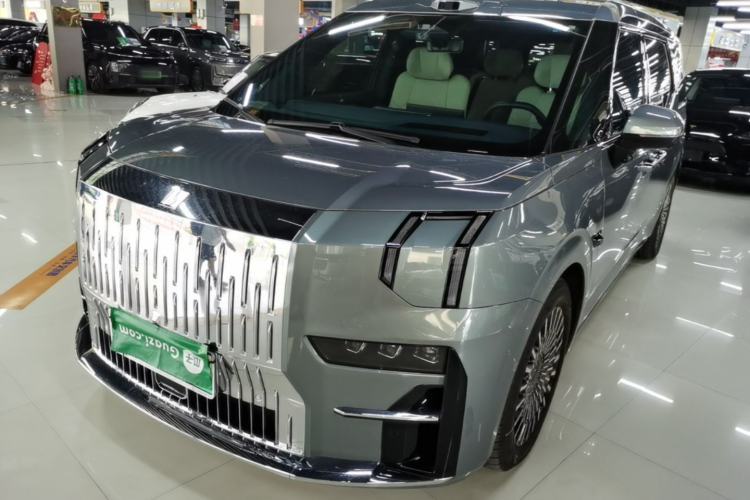 Zeekr 009 2024 7-Seater Walk-Through Version Four-Wheel Drive 108 kWh usata Guazi used car, China used car export, Used car for sale, Used  cars, Cheapest cars for sale