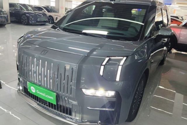 Used Zeekr 009 2024 Six-Seat Executive Version 4WD 108 kWh