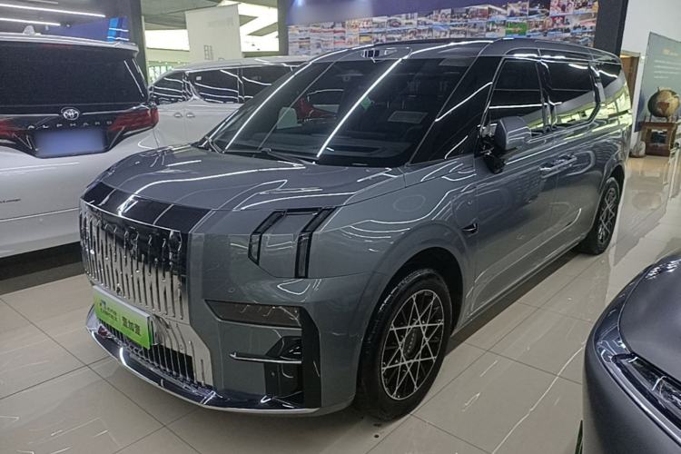 Zeekr 009 2024 Six-Seat Executive Version 4WD 108 kWh