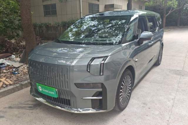 Used Zeekr 009 2024 Six-Seat Executive Version 4WD 108 kWh
