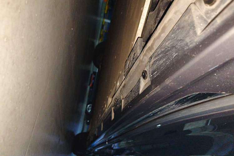 Used Zeekr 009 2024 7-Seater Aisle Version 108 kWh Chassis Rear Right