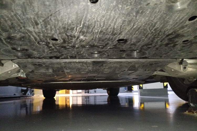 Used Zeekr 009 2024 Six-Seat Executive Version 4WD 108 kWh Chassis Rear