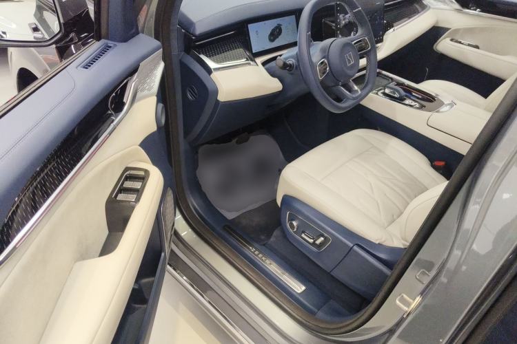 Used Zeekr 009 2024 Six-Seat Executive Version 4WD 108 kWh Driver Seat