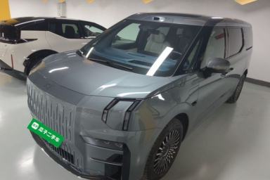 Used Zeekr 009 2024 7-Seater Aisle Version 108 kWh