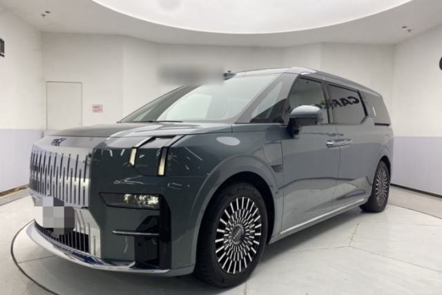 Used Zeekr 009 2024 Six-Seat Executive Version 4WD 108 kWh
